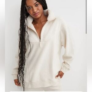 Aerie Cozy Hometown Holiday Sherpa 1/4 Zip Pullover Sweatshirt. Cream. Small.